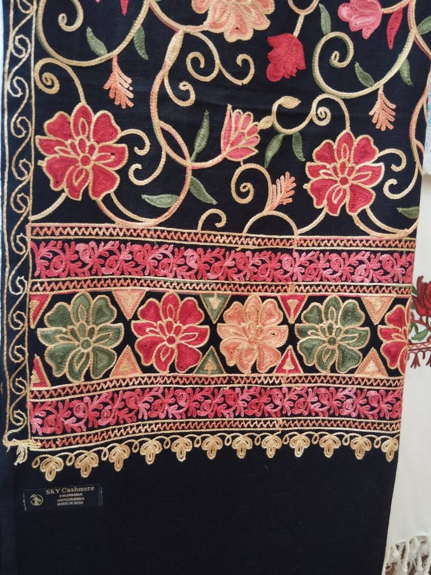 Kasmiri shawls